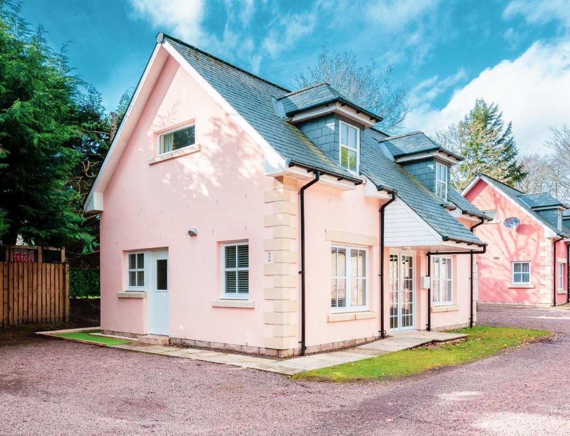 Pink Spa Nest Blairgowrie and Rattray Exterior photo